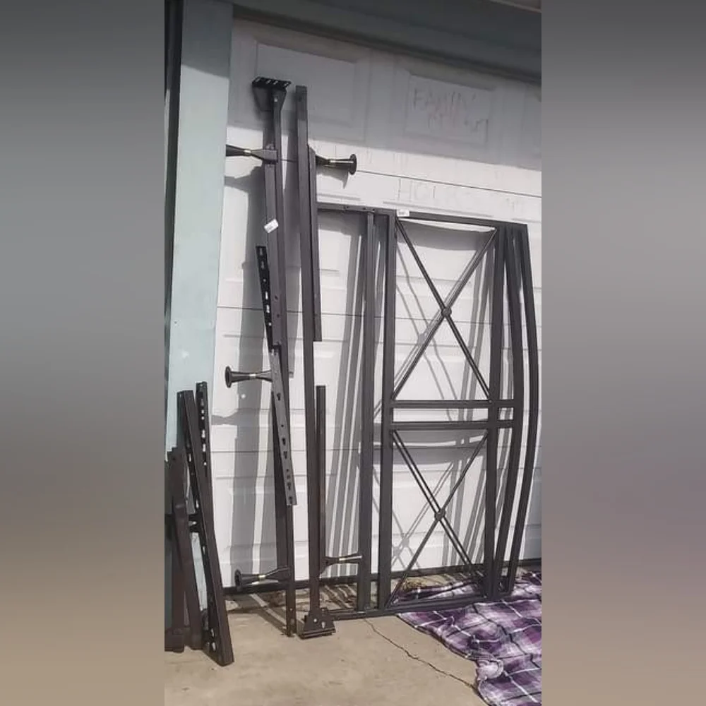 Queen size bedframe and bedrails